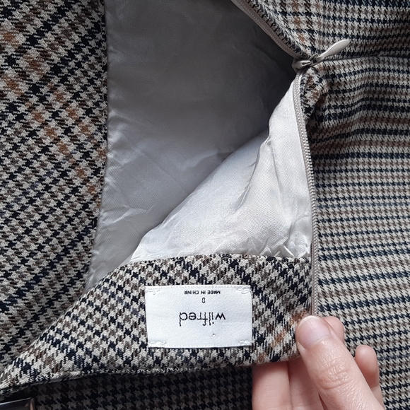 Women's Aritzia Wilfred Plaid Mini Skirt Size 0 - Picture 4 of 7